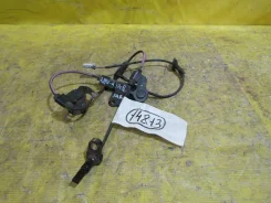 ������ ABS ������ Toyota RAV-4 13-19 � 14813 8954648070 ����
