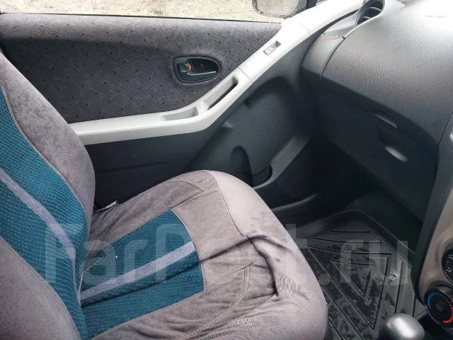 Toyota Vitz. ��������, ��������, 1.3 (87��.�.), ������, 151����. �� ����