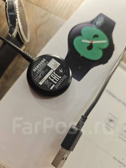 Samsung Galaxy Watch4 ����