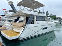 Sealine. 2015 ���, ����� 13,9��., ��������� ������������, ������ ����