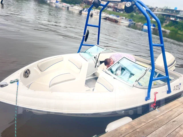Four Winns Horizon. 1999 ���, ����� 5,49��., ��������� ���������, 130��.�., ������ ����