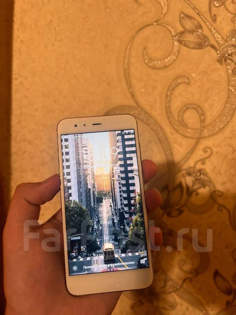 Xiaomi Mi6. �/�, 128 ��, �����, 3G, 4G LTE, Dual-SIM, NFC ����