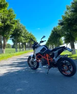KTM 690 Duke. 690����. ��., ��������, ���������, ������ �� �� ����