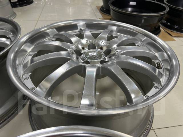 Carlsson. 9.5/8.5x20", 5x114.3, ET40/40, �� 73,1���. ����