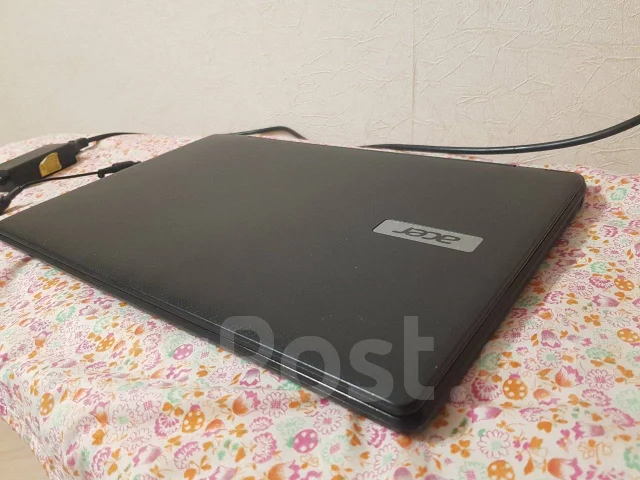 Acer Aspire ES1-512. 15.6", 2,2����, ��� 2048 ��, ���� 500���, WiFi: 1, Bluetooth: 1, ����������� �� 1��. ����