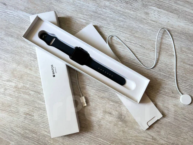 Apple Watch Series 3. GPS ����