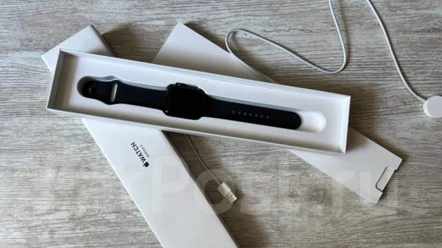 Apple Watch Series 3. GPS ����
