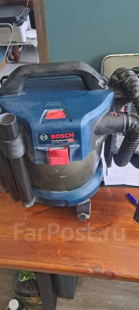Пылесос строительный Bosch. Аккумуляторный, б/у, в наличии. Цена: 30 ...
