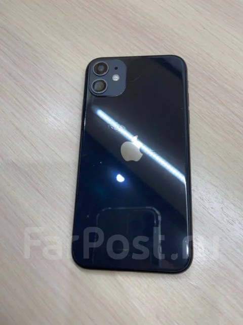 Apple iPhone 11. �/�, �� 8 ��, ������ ����