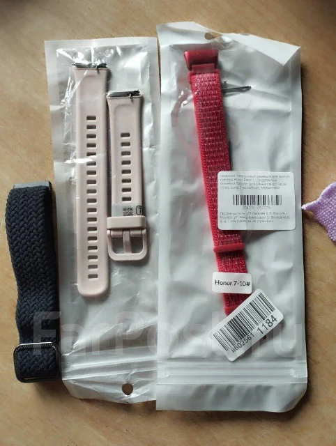 Huawei Band 7. IP68 ����