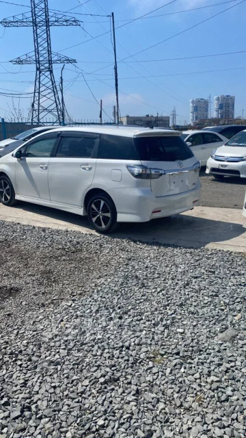 Toyota Wish. ��������, ��������, 1.8 (130��.�.), ������, 50 000����. �� ����