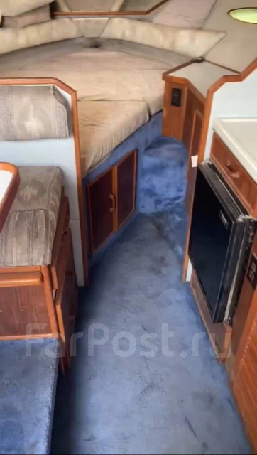Searay. 1988 ���, ����� 9��., ��������� ������������, 420��.�., ������ ����