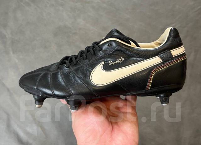 Nike Tiempo R10 39 5 000