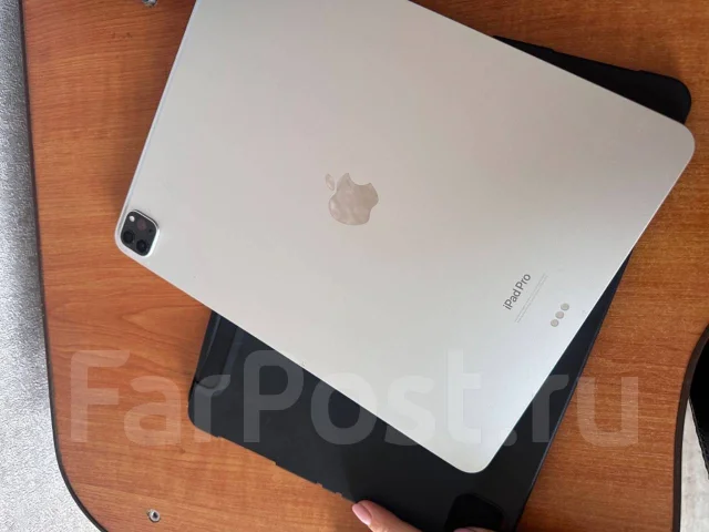 Apple iPad. 12.9 ������, ������ 256 �� ����