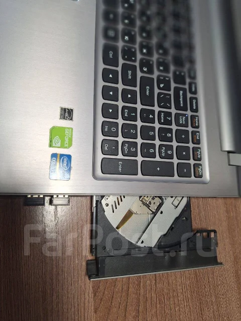 Lenovo IdeaPad Z500. 15.6", 2,3����, ��� 4 ��, ���� 500���, WiFi: 1, Bluetooth: 1 ����