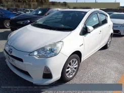 Toyota Aqua. NHP10, 1NZFXE ����