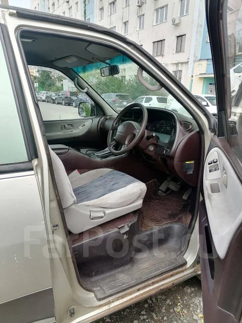 Nissan Largo. �������, ������, ������, 255 000����. �� ����