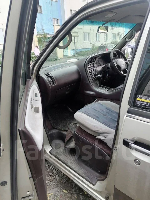 Nissan Largo. �������, ������, ������, 255 000����. �� ����
