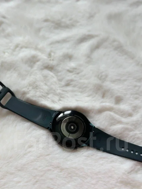 Samsung Galaxy Watch4. NFC ����