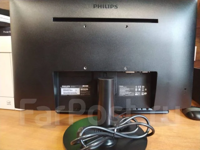 Philips. 21.5", ���������� �� (LCD, LED, QLED) ����