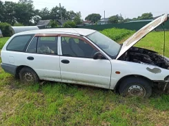 Mitsubishi Libero. CB2V, G15 ����