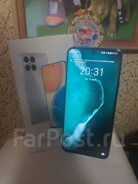 Honor X8. �/�, 128 ��, �����������, 4G LTE ����