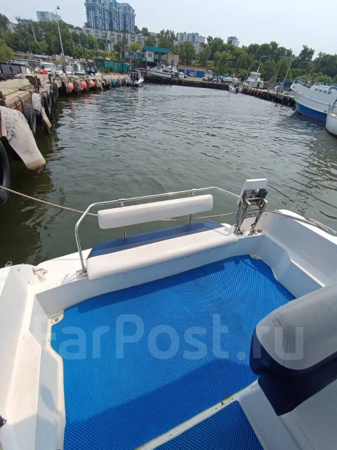 Bayliner. 1992 ���, ����� 9��., ��������� ������������, 240��.�., ������ ����