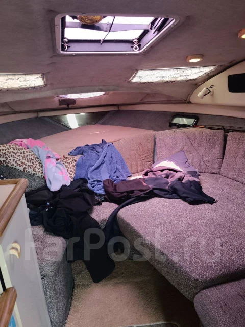 Bayliner. 1992 ���, ����� 9��., ��������� ������������, 240��.�., ������ ����