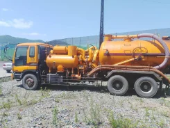 Isuzu Giga ����