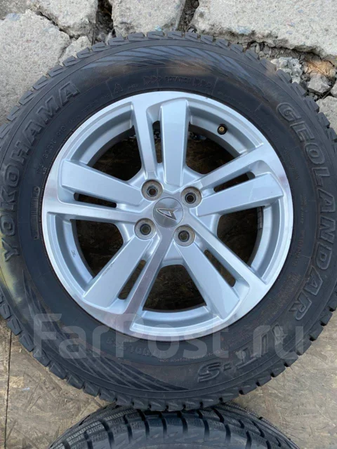 Daihatsu. 4.5x16", 4x100, ET45 ����