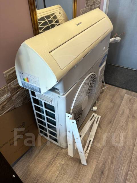 Сплит-система Samsung AR12Hqfnawkner, On-Off, комплект, 35 м², б/у, в ...