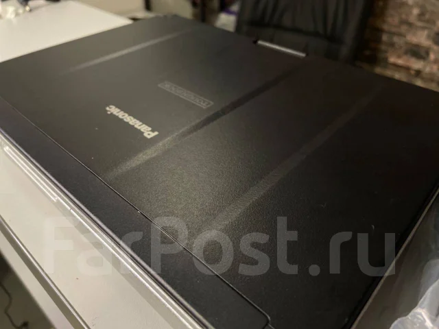 Panasonic Toughbook. 12.5", 1,8����, ��� 8 ��, ���� 240���, WiFi: 1, Bluetooth: 1, ����������� �� 5��. ����
