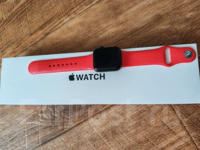 Apple Watch SE. GPS, NFC ����