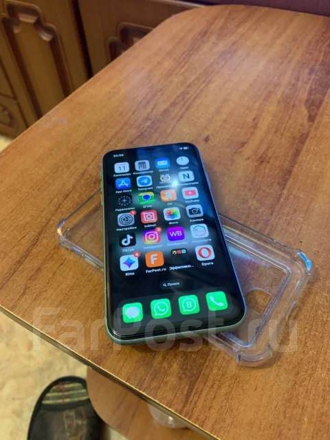 Apple iPhone 11. �/�, 64 ��, ���������, 3G, 4G LTE, 5G, Dual-SIM, ����������, NFC ����