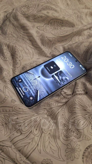 Nothing Phone 2. �����, 256 ��, ����� ����