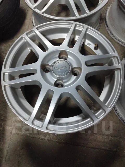 Bridgestone Ragtime. 5.5x14", 4x100, ET38 ����