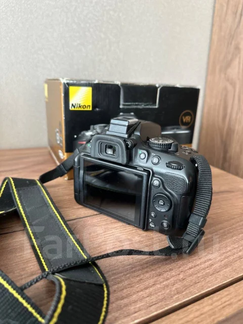 Nikon D5200 ����