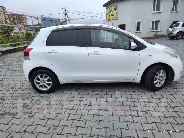 Toyota Vitz. �������, ��������, 1.0, ������, 2 790 004����. �� ����