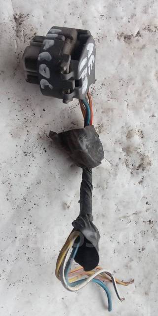 Разъем топливного насоса (фишка) Toyota Sprinter AE100 5AFE купить в ...