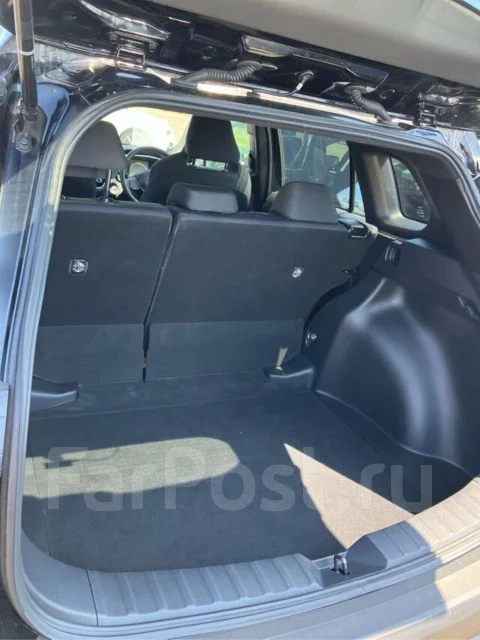 Toyota Corolla Cross. ZSG10, 2ZRFAE ����