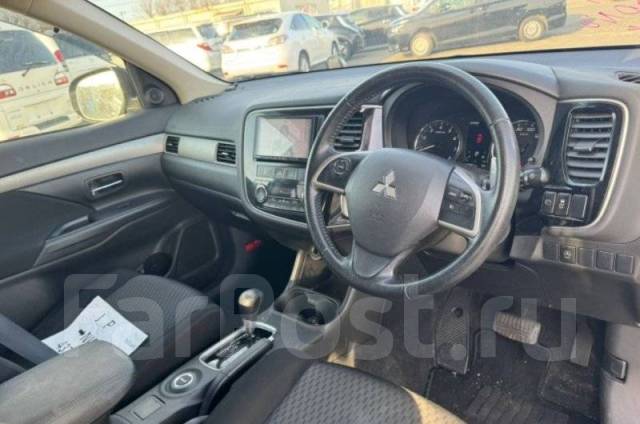   Mitsubishi Outlander/Outlander Phev 2013/ U17A 8637A815 GF8W/GF7W/GF6W/GG2W/GG3W/GF2W/GF3W/GF4W 4J12 [295167] 8637A815 