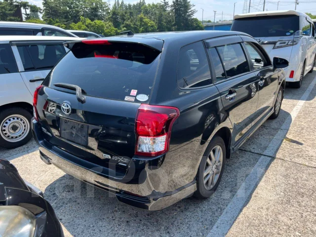 Toyota Corolla Fielder, 2013, NZE164, 1NZFE во Владивостоке