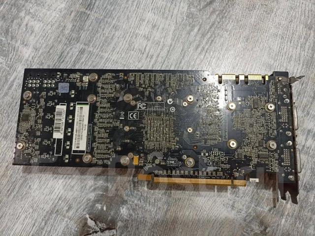 GeForce GTX 275 ����