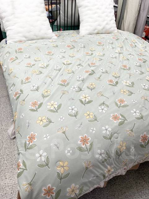 Летнее одеяло 200*230, новый, в наличии. Цена: 1 500₽ во Владивостоке