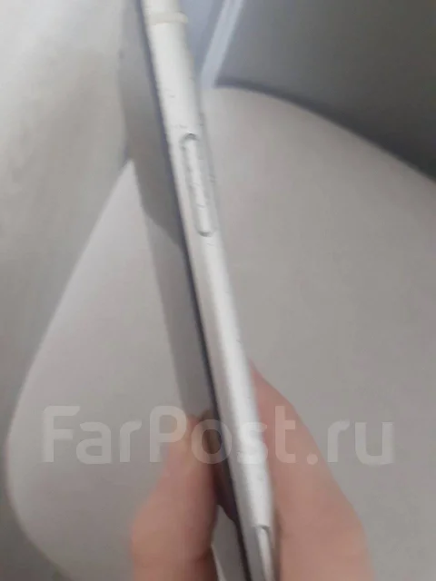 Apple iPhone 11. �/�, 64 ��, �����, 4G LTE ����
