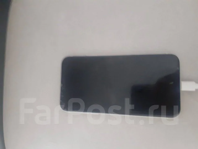 Apple iPhone 11. �/�, 64 ��, �����, 4G LTE ����