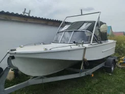 ����-�. 1983 ���, ����� 5,75��., ��������� ������������, 44,1��.�., ������ ����