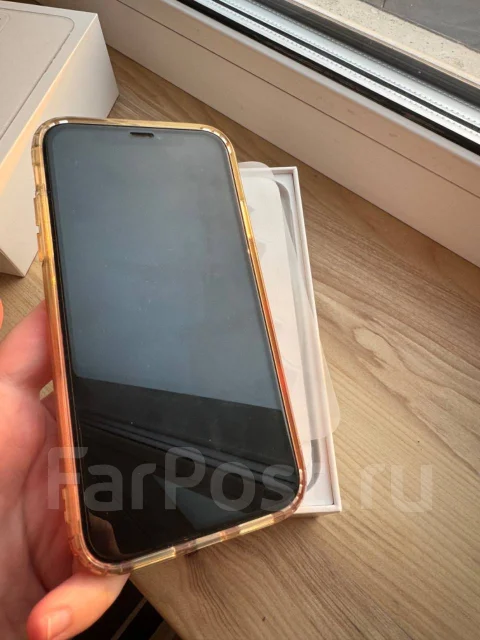 Apple iPhone 11. �/�, 64 ��, �����, Dual-SIM ����