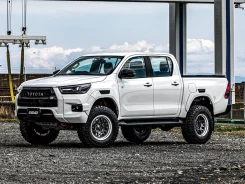 RAYS A-LAP-07X. 8.5x17", 6x139.7, ET10, �� 112���. ��� ����� �� ������������ ����
