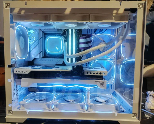Radeon RX 7800 XT ����